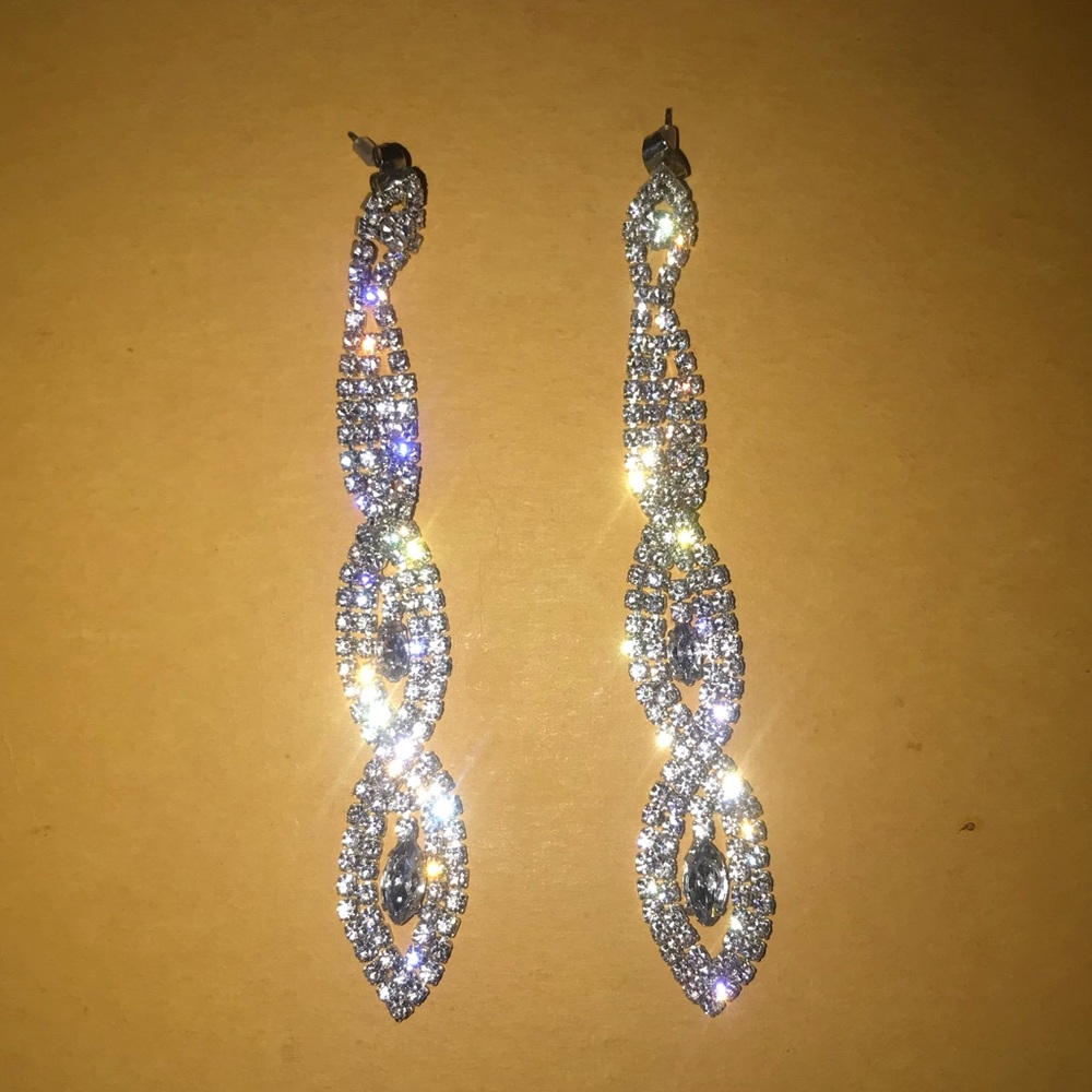 Earrings - Picture 3 of 3